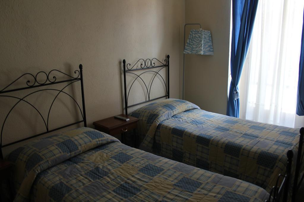Hotel Porta Santa Maria Busca Rum bild