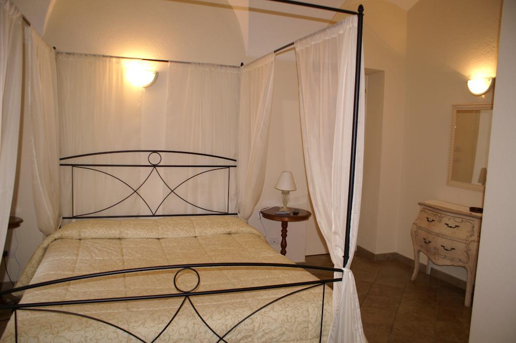 Hotel Porta Santa Maria Busca Rum bild
